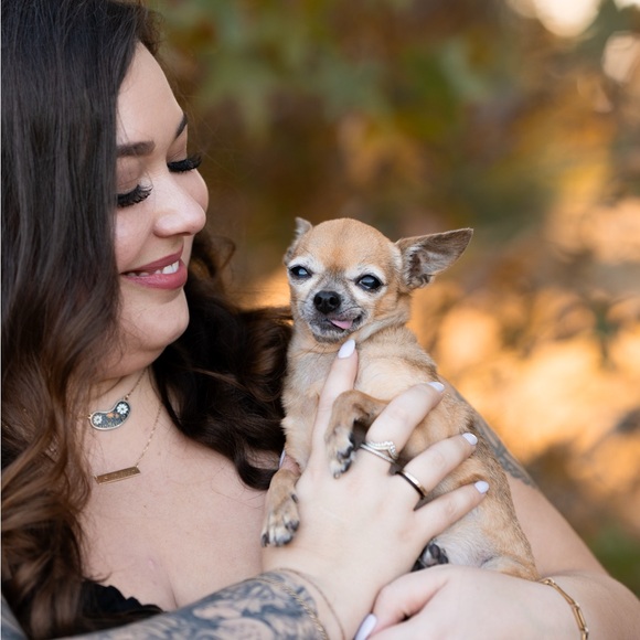 Hello! My name is Bonnie😊 - Picture 2 of 5